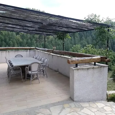 Сasa de vacaciones En Cévennes Avec Piscine Intérieure Chauffée