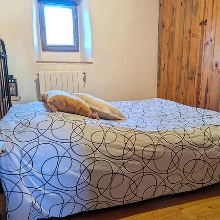 En Cevennes Avec Piscine Interieure Chauffee Holiday home *