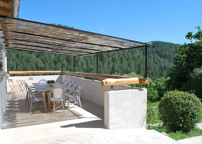 Hébergement de vacances En Cévennes Avec Piscine Intérieure Chauffée *